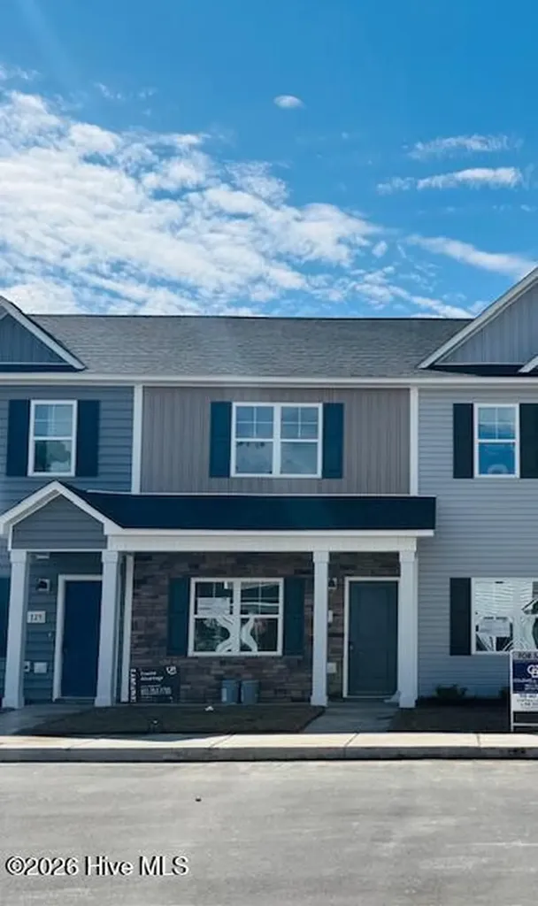 733 Cross Bridge Way Sneads Ferry NC 28460
