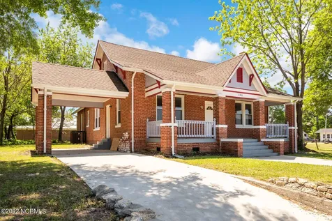 104 Front Street Kelford NC 27847