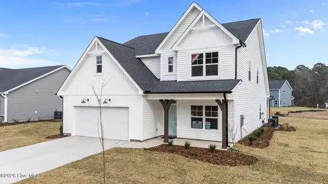 128 Michter Street Vass NC 28394