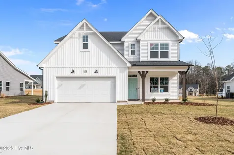 128 Michter Street Vass NC 28394