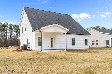 128 Michter Street Vass NC 28394