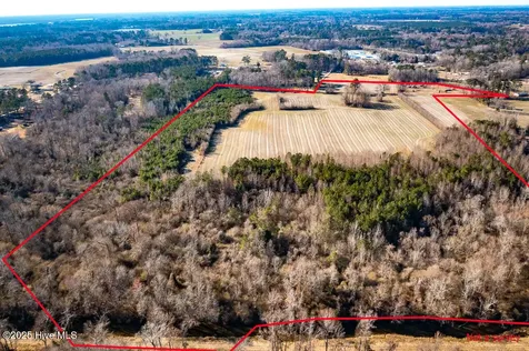 203 Lovick Lane Washington NC 27889
