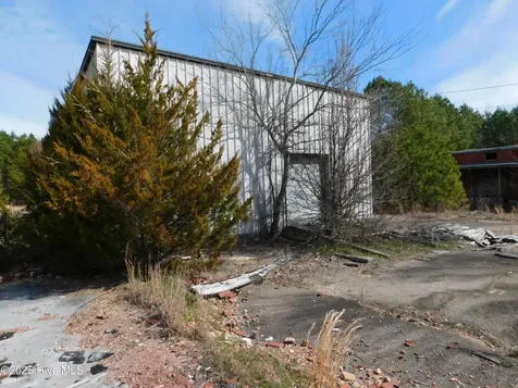 10781 Gibson Road Laurel Hill NC 28351