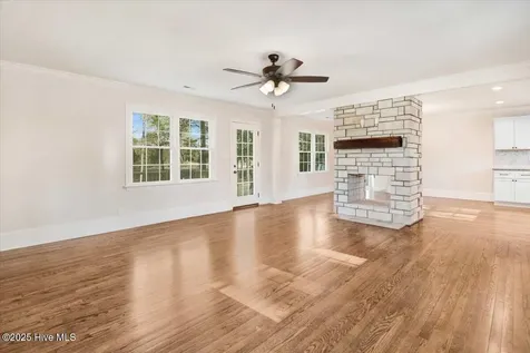 210 S General Lee Avenue Dunn NC 28334