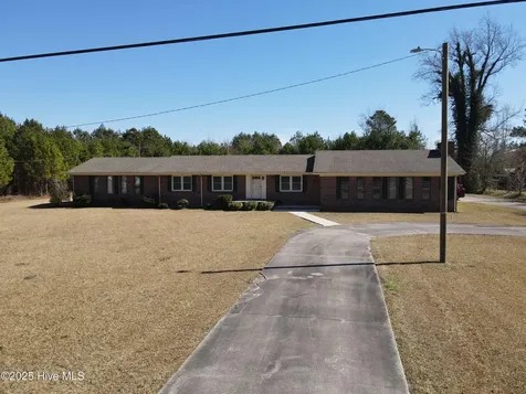1701 S Nc 41 And 111 Highway Beulaville NC 28518