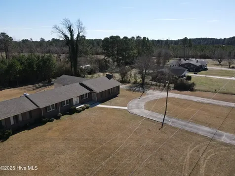 1701 S Nc 41 And 111 Highway Beulaville NC 28518