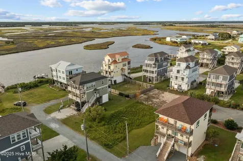 1518 Wahoo Street North Topsail Beach NC 28460