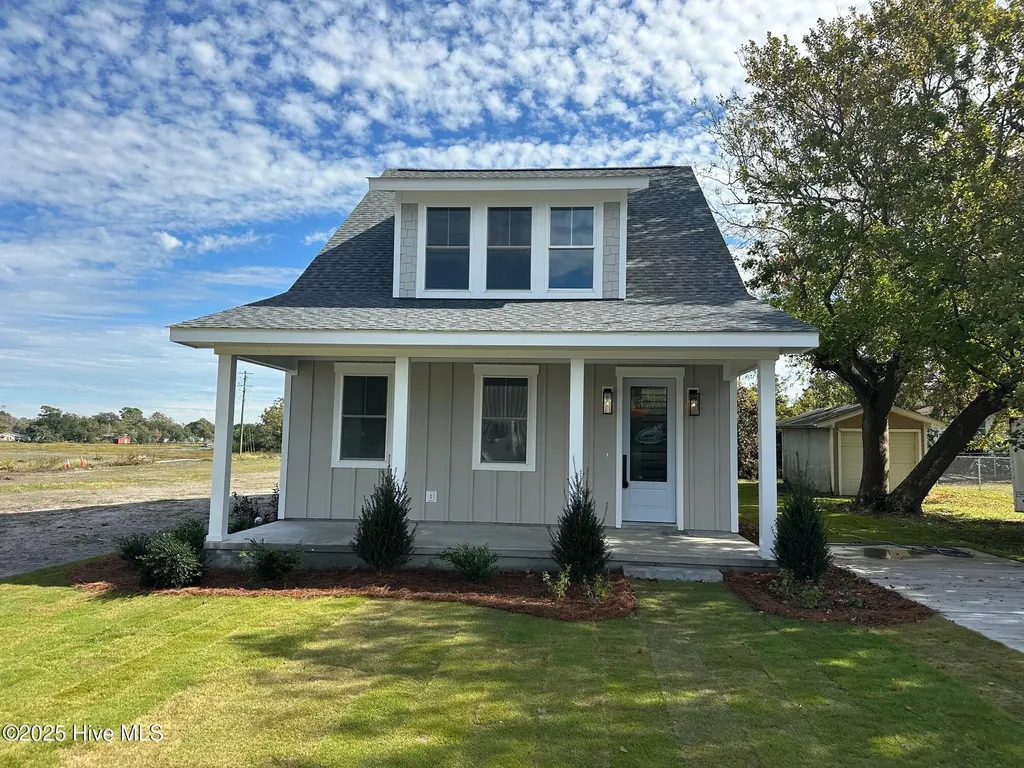 504 N 25th Street Morehead City NC 28557