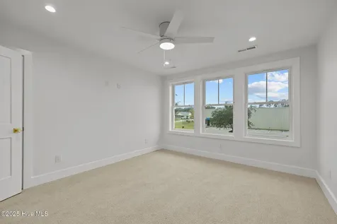 504 N 25th Street Morehead City NC 28557