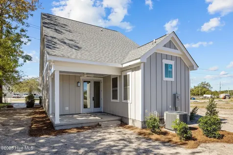 504 N 25th Street Morehead City NC 28557