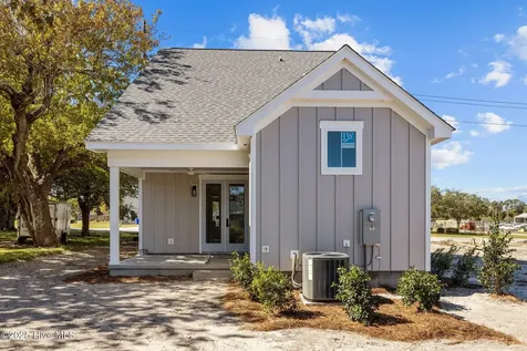 504 N 25th Street Morehead City NC 28557