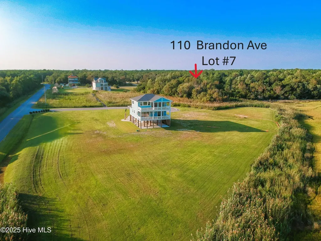 110 Brandon Avenue Hubert NC 28539
