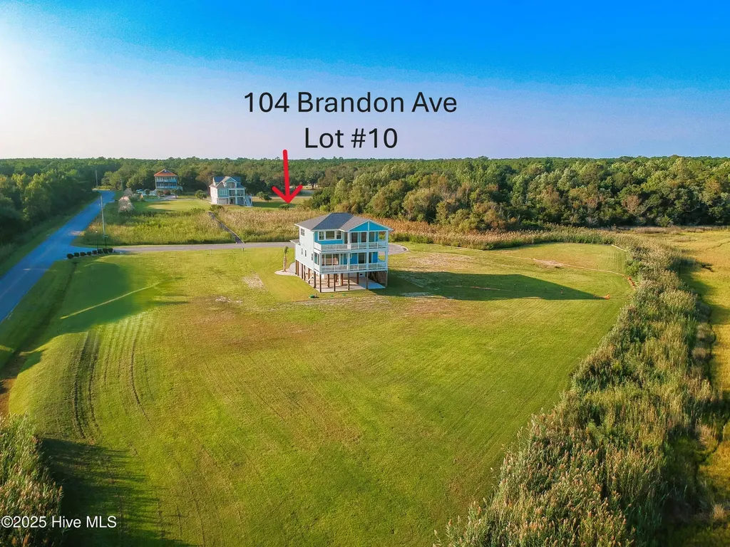 104 Brandon Avenue Hubert NC 28539
