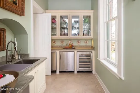 120 W King Street Edenton NC 27932