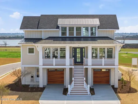 26 Solstice Way Hampstead NC 28443