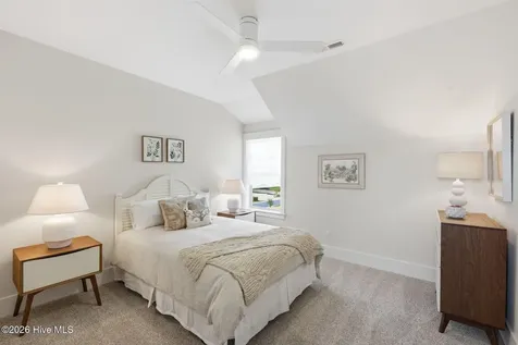 26 Solstice Way Hampstead NC 28443