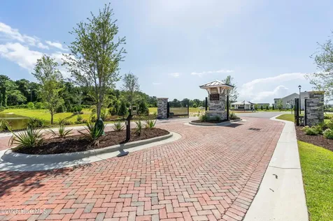 26 Solstice Way Hampstead NC 28443
