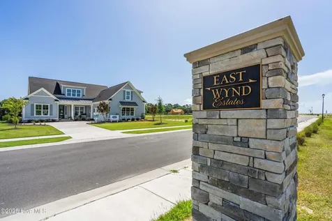 26 Solstice Way Hampstead NC 28443