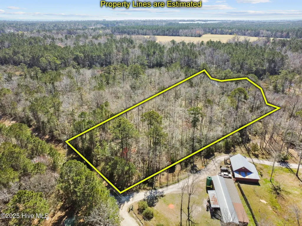 310 Clearview Drive Holly Ridge NC 28445