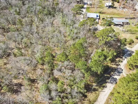 310 Clearview Drive Holly Ridge NC 28445