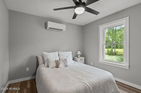 165 Long Pond Loop Swansboro NC 28584
