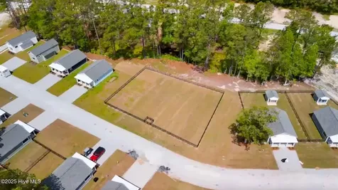 165 Long Pond Loop Swansboro NC 28584