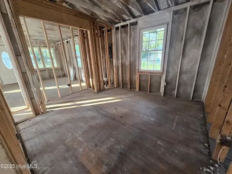 106 Beech Street Williamston NC 27892