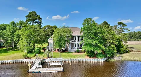 466 Herring Gull Court SE Bolivia NC 28422