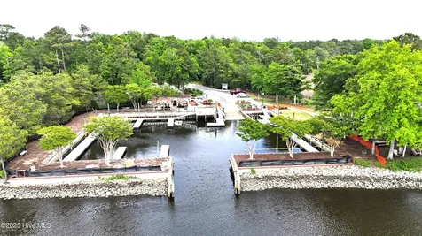 466 Herring Gull Court SE Bolivia NC 28422