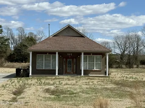 111 Fontana Street Clinton NC 28328