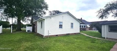 225 N Church Street Conway NC 27820