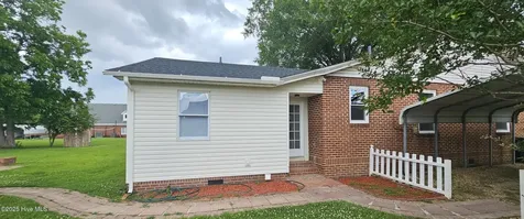 225 N Church Street Conway NC 27820