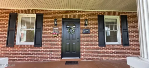 225 N Church Street Conway NC 27820