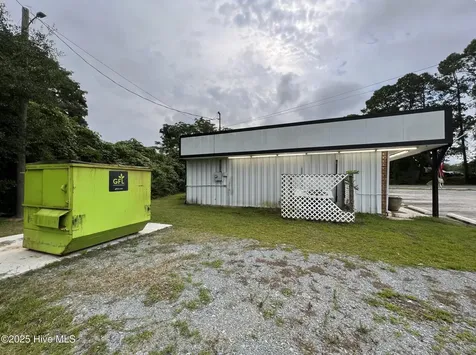 421 W Elizabeth Street Clinton NC 28328