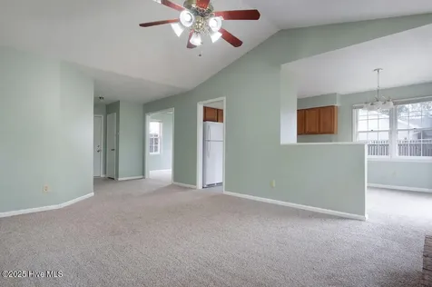 2218 Bridle Trail Midway Park NC 28544