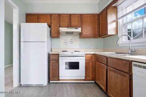 2218 Bridle Trail Midway Park NC 28544
