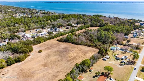 1559 Nc-24 Newport NC 28570