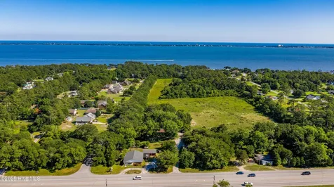 1559 Nc-24 Newport NC 28570