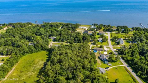 1559 Nc-24 Newport NC 28570