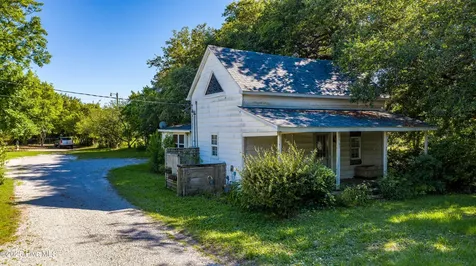 1559 Nc-24 Newport NC 28570