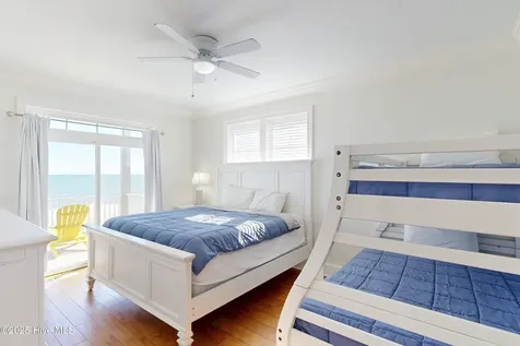 39 Porpoise Place North Topsail Beach NC 28460
