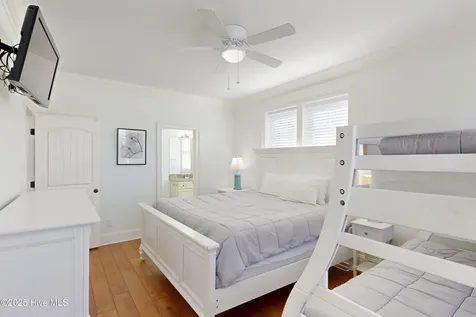 39 Porpoise Place North Topsail Beach NC 28460