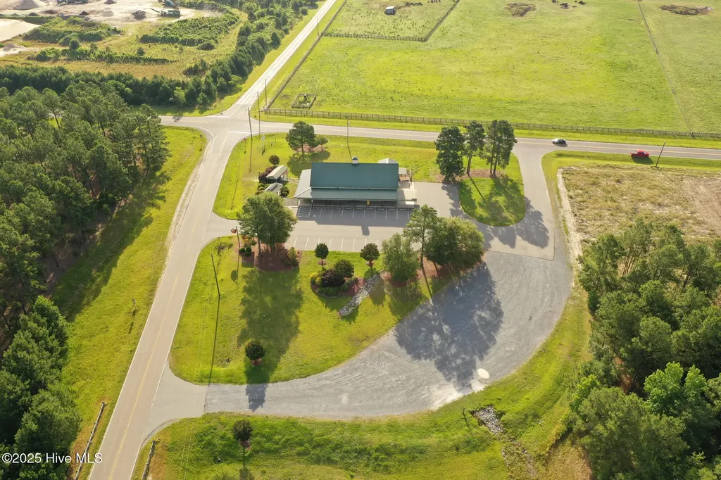 1348 Tabernacle Church Road Candor NC 27229