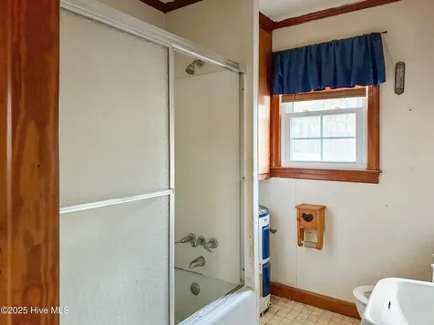 110 W Church Street Kelford NC 27847