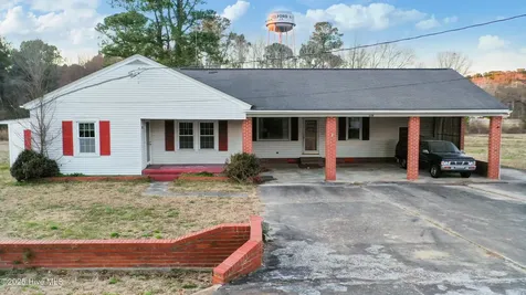 110 W Church Street Kelford NC 27847