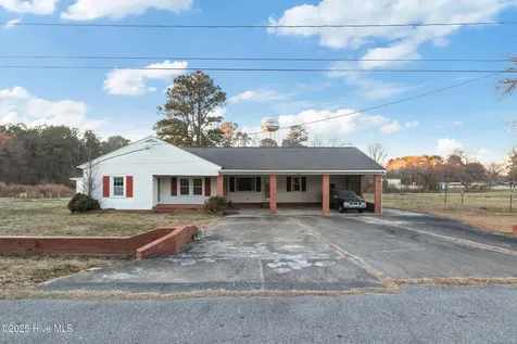 110 W Church Street Kelford NC 27847