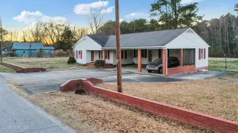 110 W Church Street Kelford NC 27847