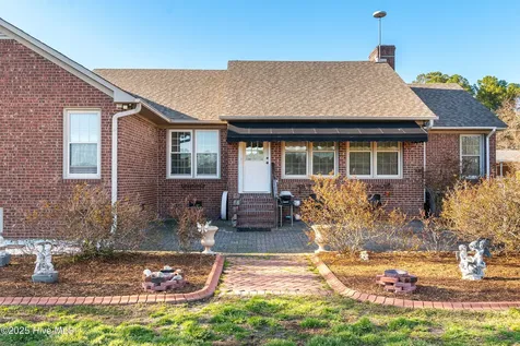 2771 H C Turner Road Pink Hill NC 28572