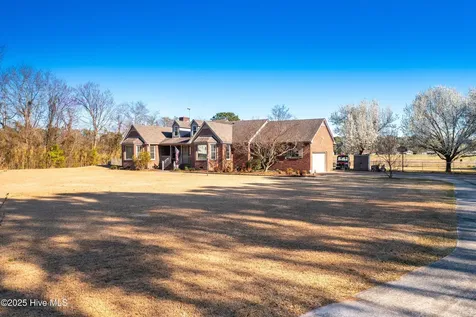 2771 H C Turner Road Pink Hill NC 28572