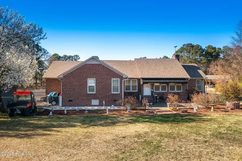 2771 H C Turner Road Pink Hill NC 28572